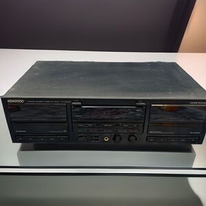 Kenwood KX-W6040 Double Cassette Stereo Deck Powers On
